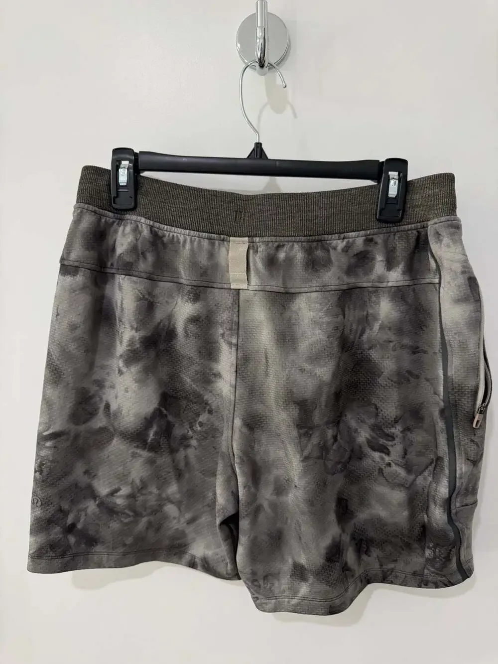 Lululemon Men's Textured Tech Short Linerless 7 inch In Shadow Tie Black Graphit - Picture 2 of 4